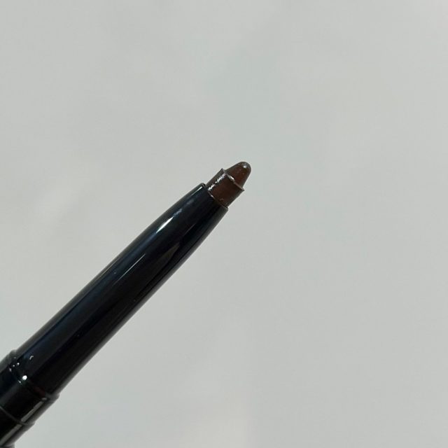 スプリングハート　ロングラスティングアイライナーのペンシル部分の拡大図