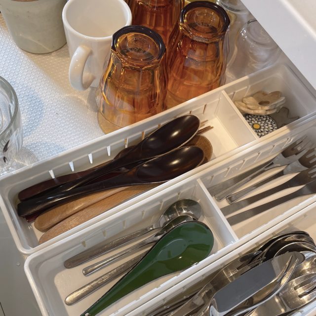 トレーを複数使用している写真