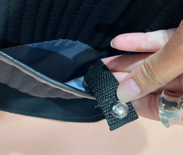 軽量10ポケットバッグのマルチループ