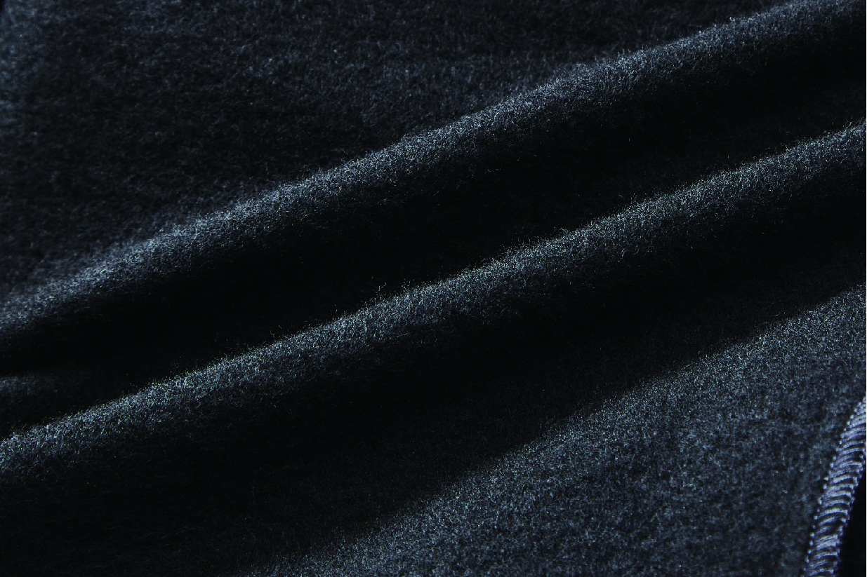 シーンレスウォームパンツの裏起毛生地がわかる画像