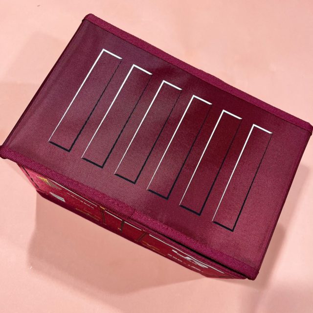 コンテナボックスの上側