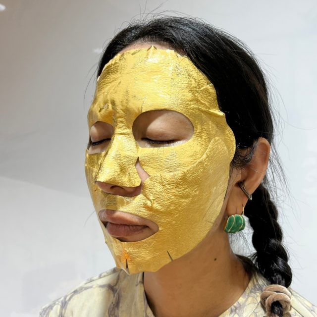 エイジ ボリューミングマスクの写真