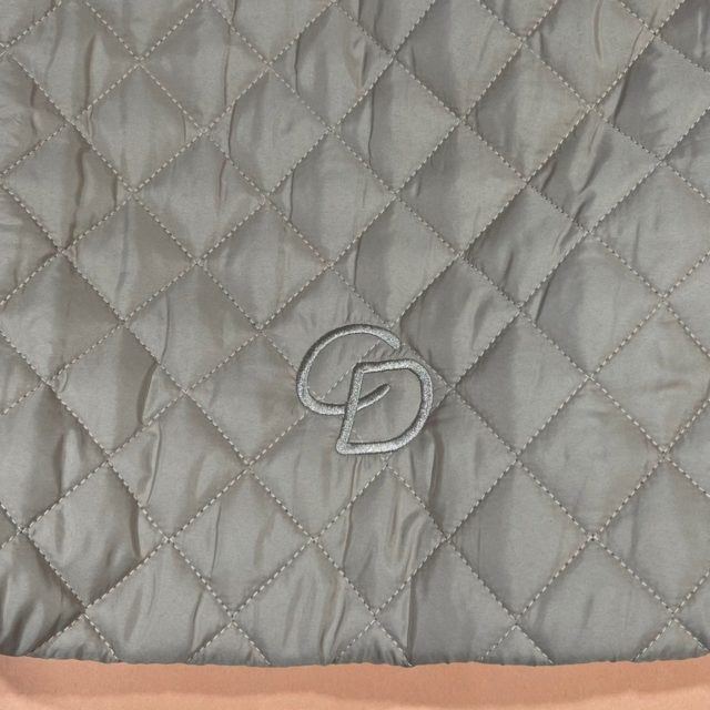 トートバッグのロゴ