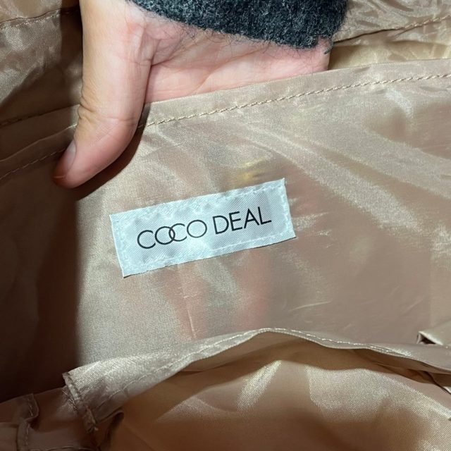 トートバッグのブランドタグ