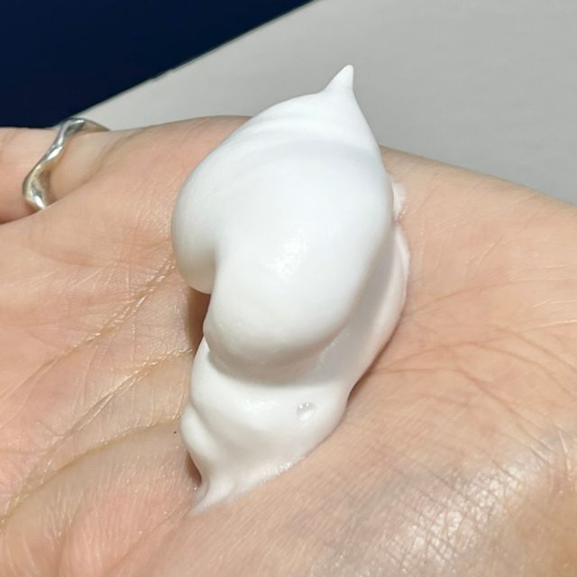 ルメント スパークリングオイル クレンジング＆シャンプーの泡