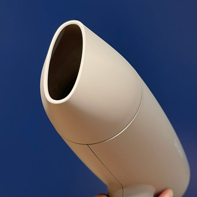 ドライヤーの風口