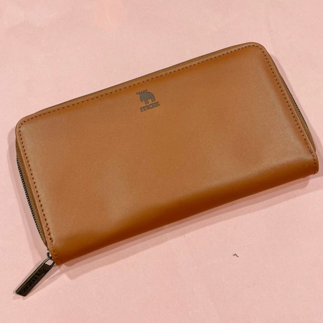 モズの財布の物撮り