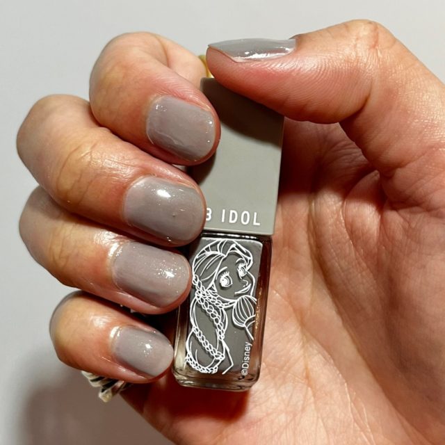 101 ドリームパープルを塗ったネイル