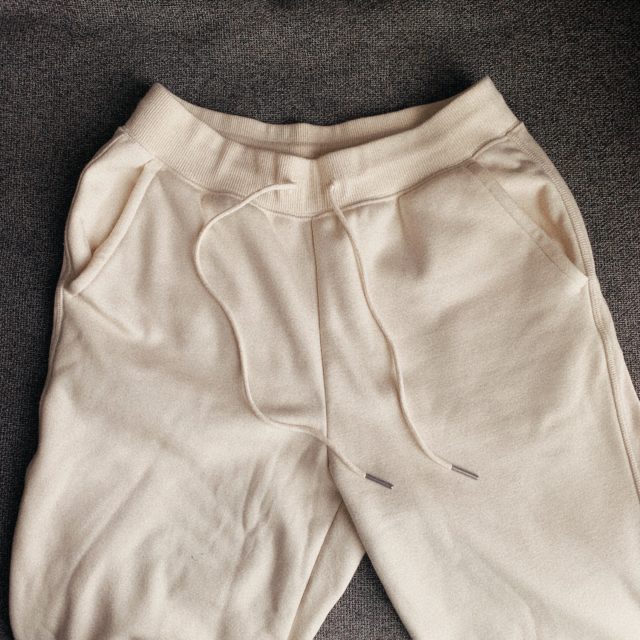 ユニクロのボアスウェットパンツ