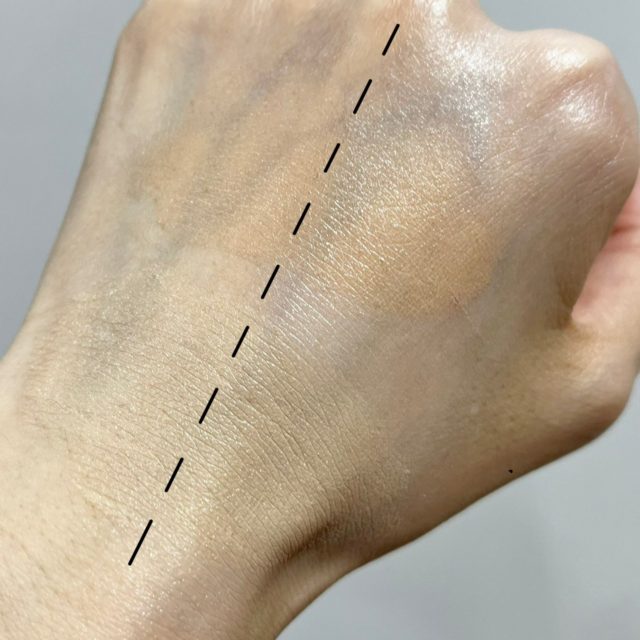 レブロン カラーステイ ロングウェア メイクアップの写真