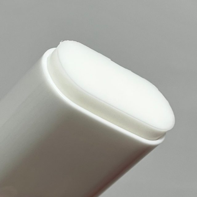 ノエビア レイセラ UVスティック スムースのスティック部分