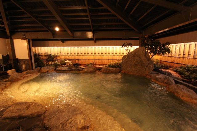 マハイナ大浴場