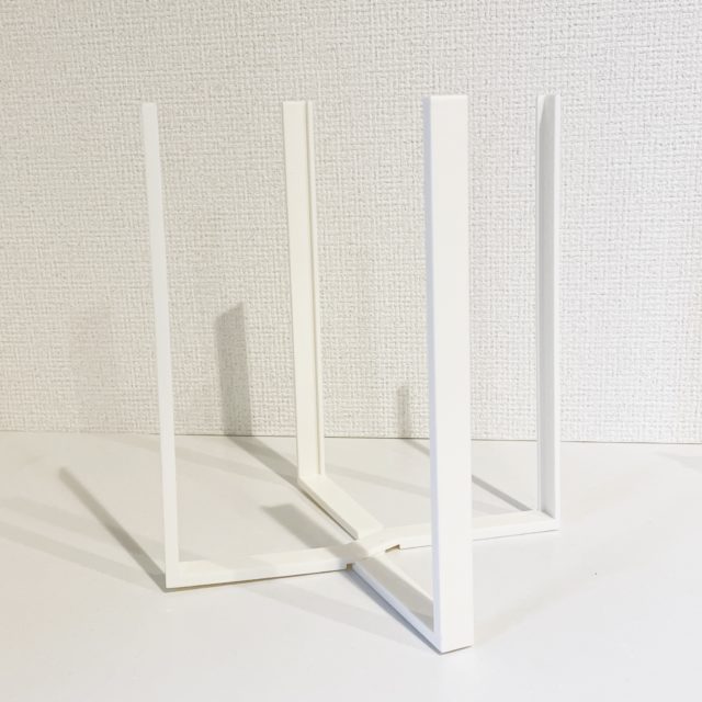 スタンドを組み立てた写真