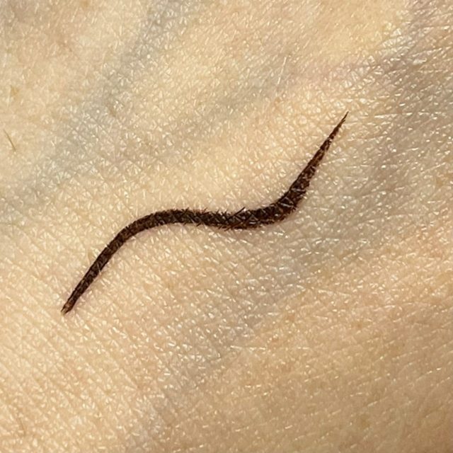 メロウドローアイライナーの写真