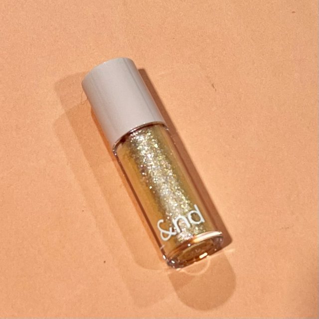 グラッシーアイグリッターの写真