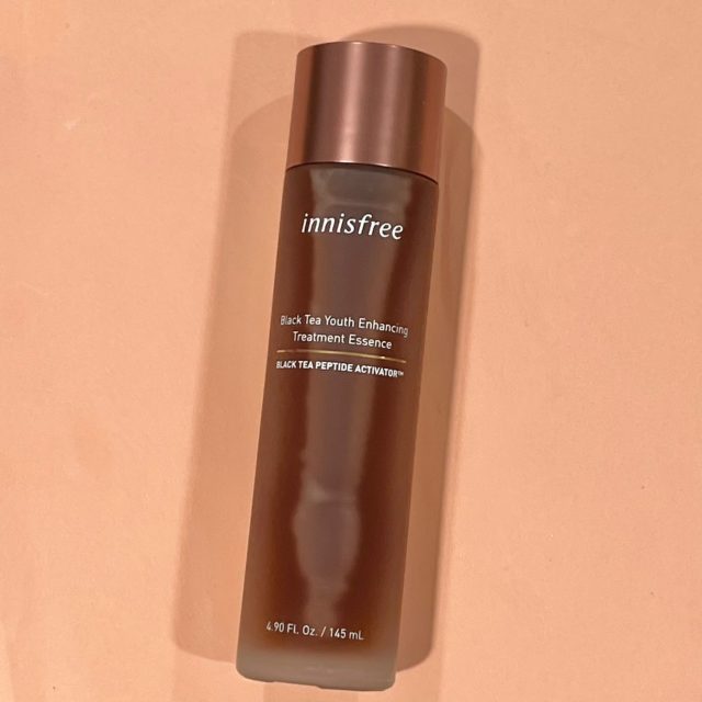 ブラックティー ユース トリートメント エッセンスの写真