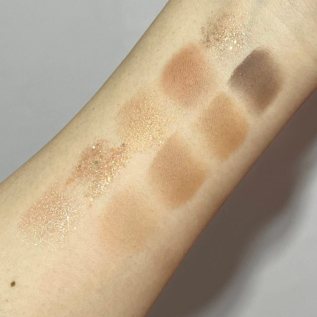 ロムアンドの写真