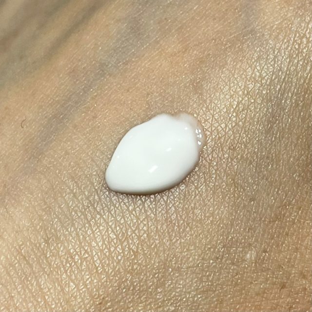 サナ エクセル プロテクティブ UVエッセンスの写真