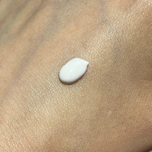 潤浸保湿 UVエッセンスの写真