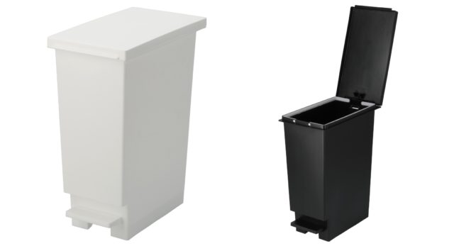 白と黒のペダル式ゴミ箱