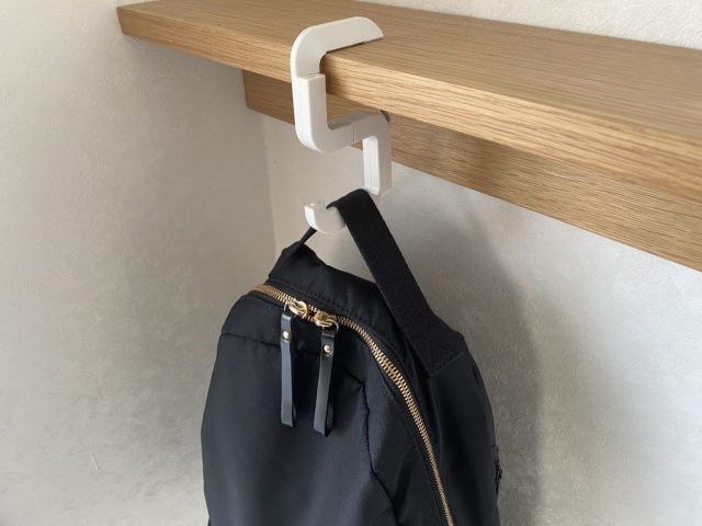 トラベルバックハンガーを使ってリックをかけたときの様子