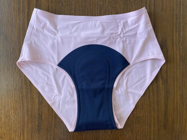 エアリズム吸水サニタリーショーツ裏面(前側)