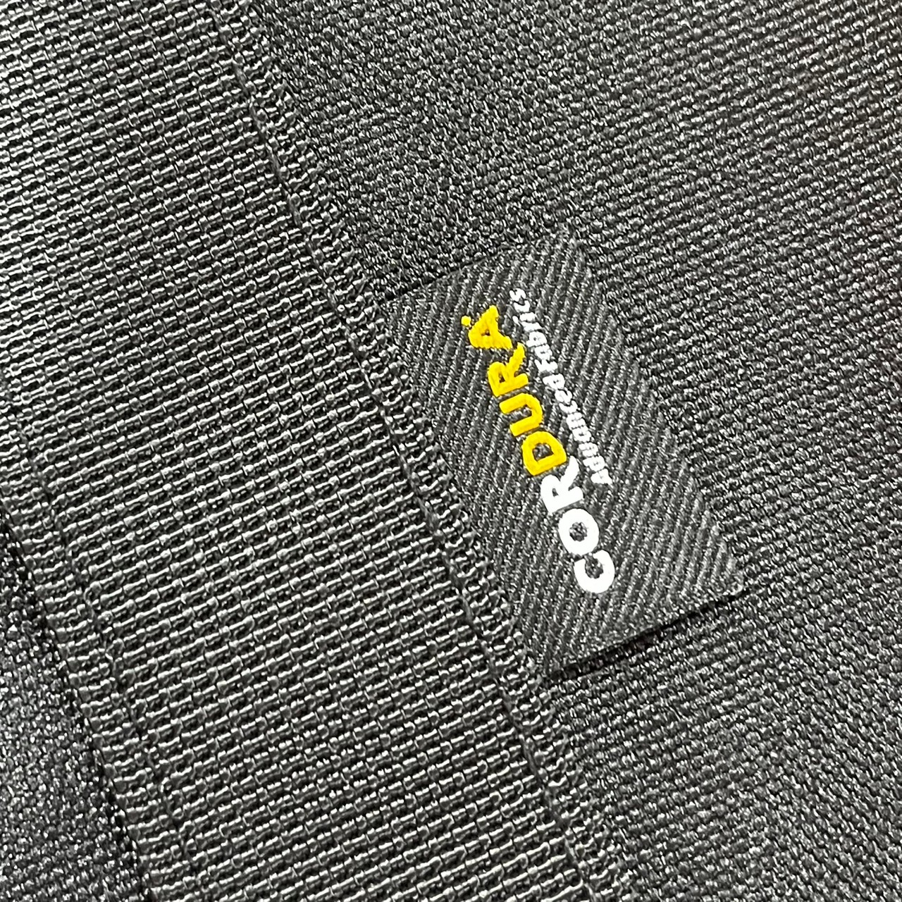 2WAY TOTE BAGについているCORDURA(R)FABRICのタグ