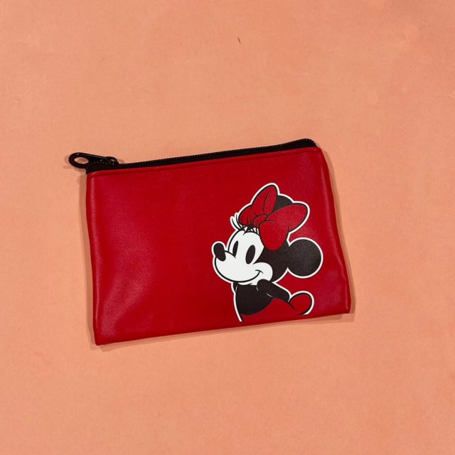 中サイズのミニーポーチ
