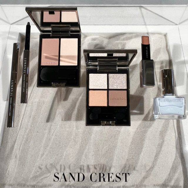 ルナソルのコスメの写真