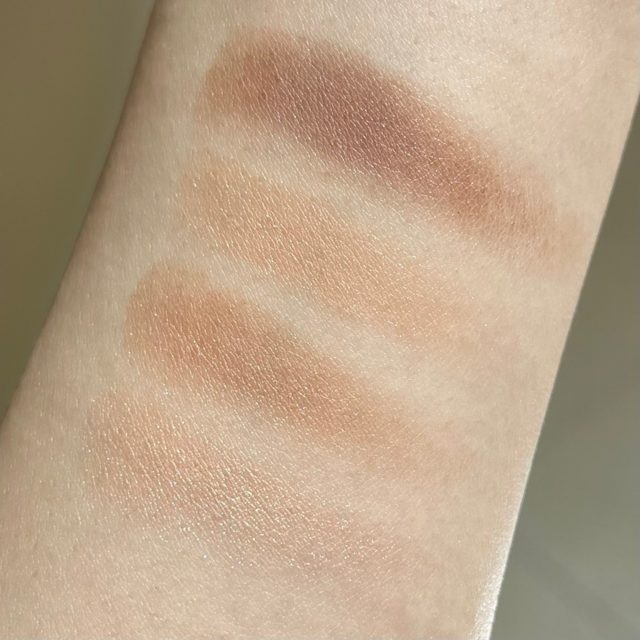 ルナソルのコスメの写真