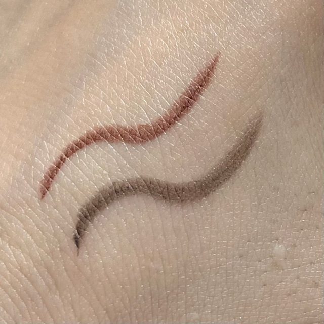 ルナソルのコスメの写真