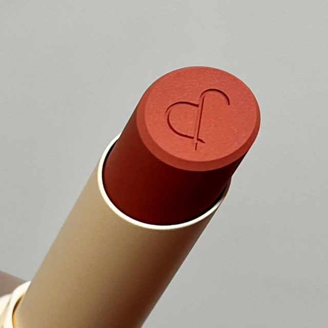 ロムアンド ゼロマットリップスティックの写真