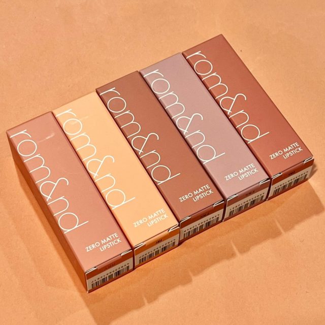 ロムアンド ゼロマットリップスティックの写真