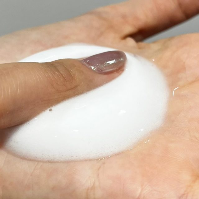 リニュー ムース ウォッシュの写真