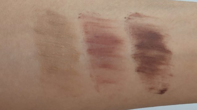 トーン アイブロウ ニュアンス カラーの写真