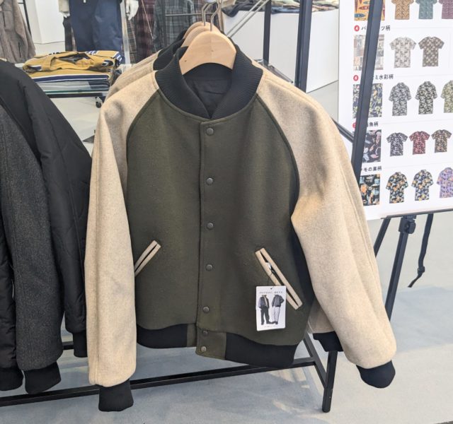 メルトン×瓢箪キルトリバーシブルスタジアムジャンバーの物撮り