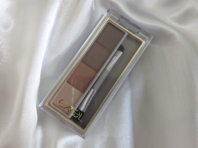 サナ エクセル カラーエディットパウダーブロウの写真