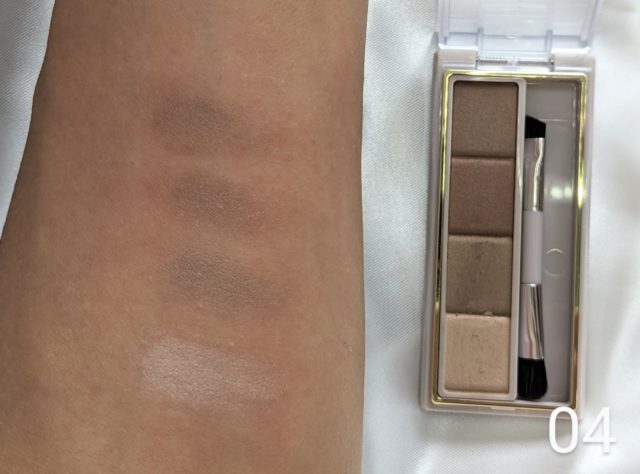 サナ エクセル カラーエディットパウダーブロウの写真